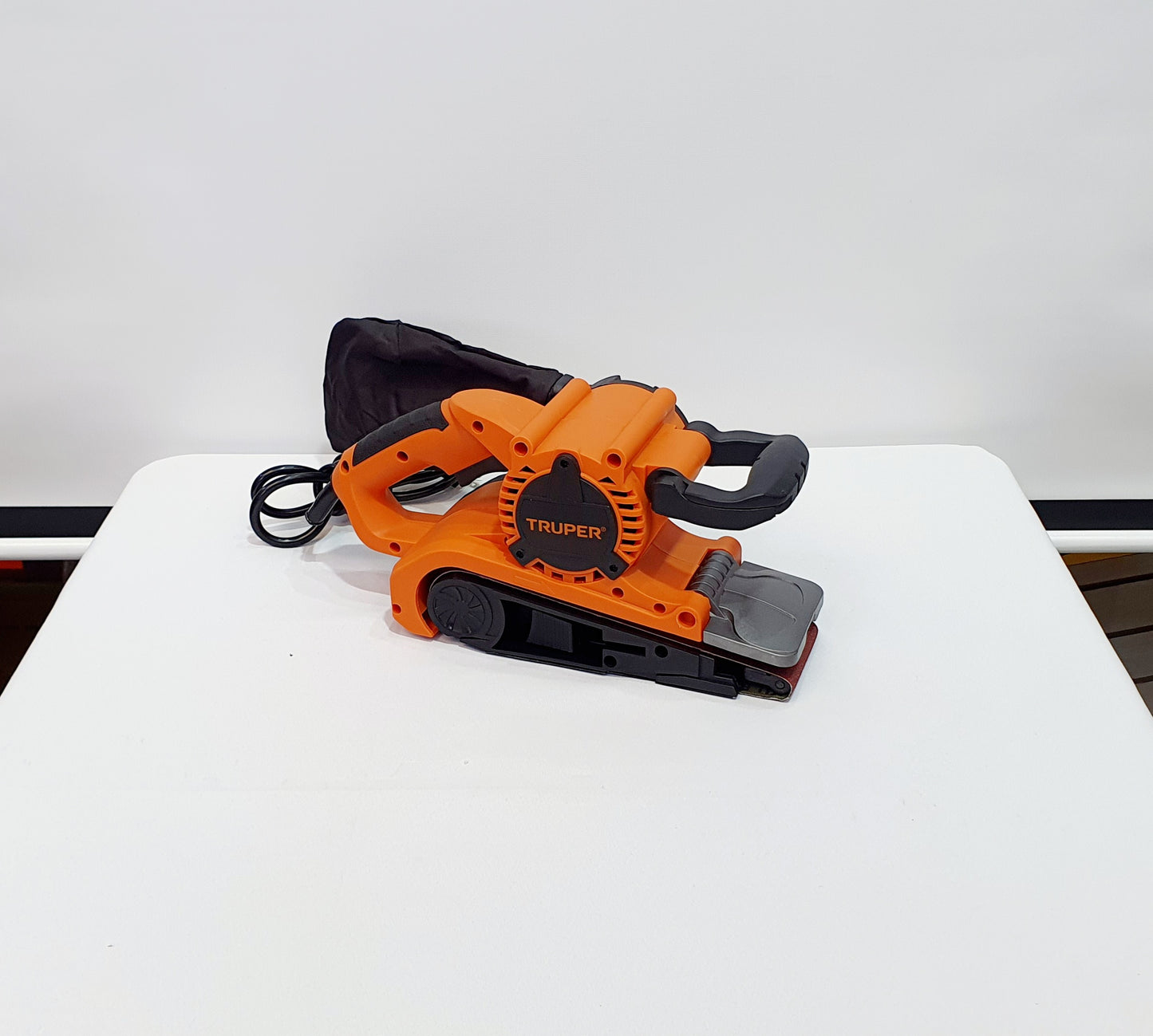 TRUPER LIJADORA DE BANDA 3" X 21" 1010W 13448