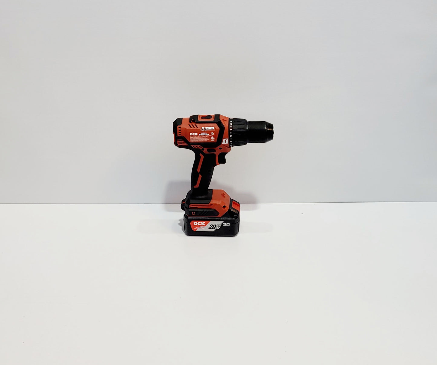 DCK TALADRO INALAMBRICO PERCUTOR DE 1/2" 20V KDJZ05-13