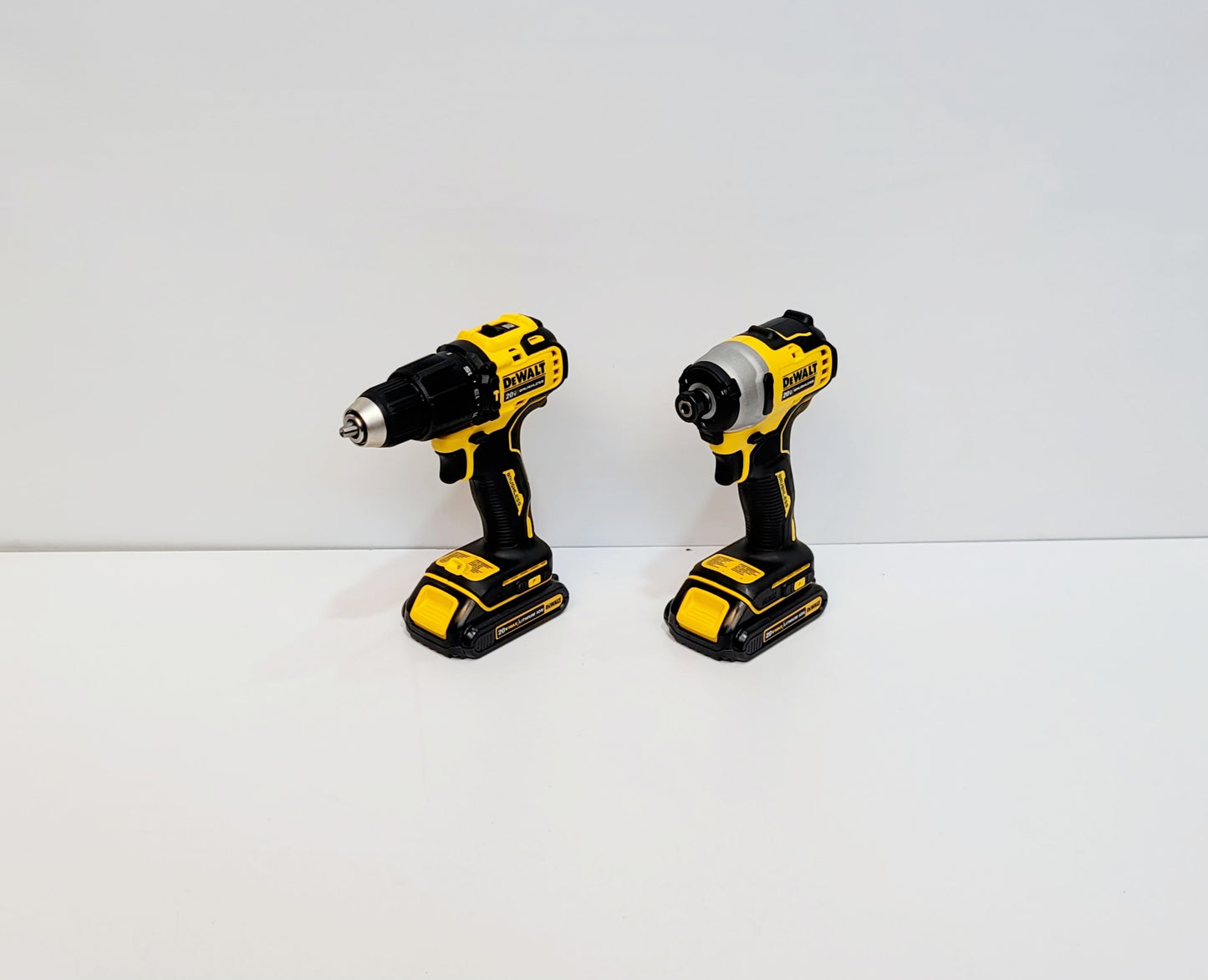 DEWALT COMBO TALADRO INALAMBRICO 1/2" Y ATORNILLADOR DE IMPACTO ATOMIC 20V DCK278C2