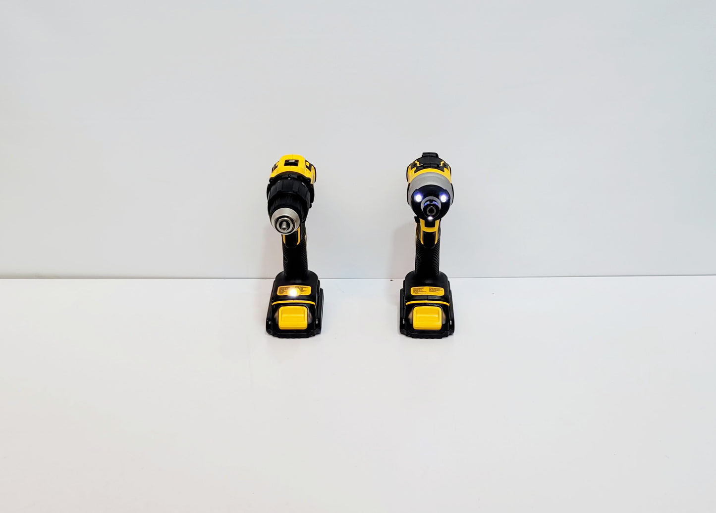 DEWALT COMBO TALADRO INALAMBRICO 1/2" Y ATORNILLADOR DE IMPACTO ATOMIC 20V DCK278C2