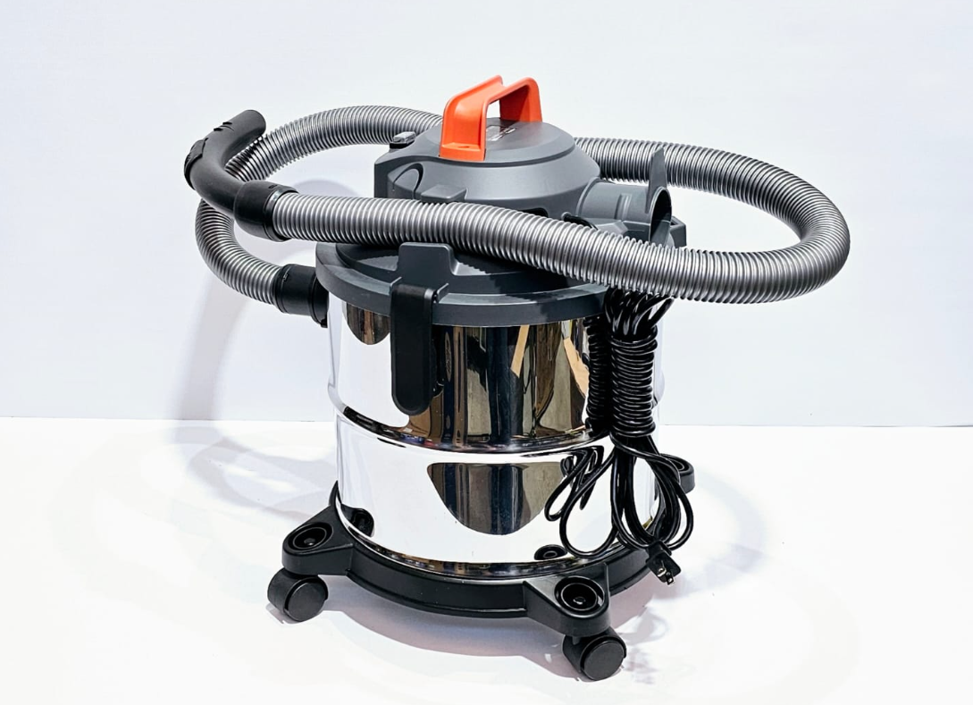 GLADIATOR PRO ASPIRADORA SECO-HUMEDO Y SOPLADOR 20L 1200W A820/1/120