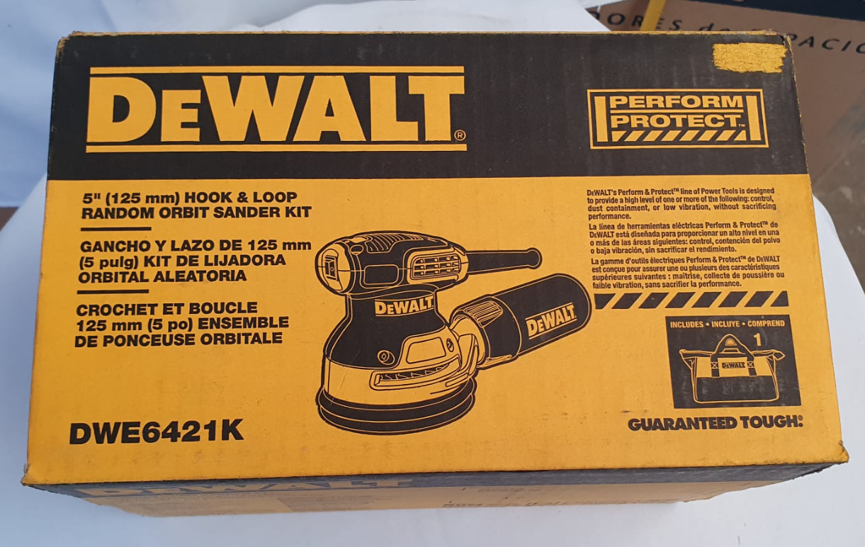 DEWALT KIT DE LIJADORA ORBITAL ALEATORIA DE 5" - DWE6421K
