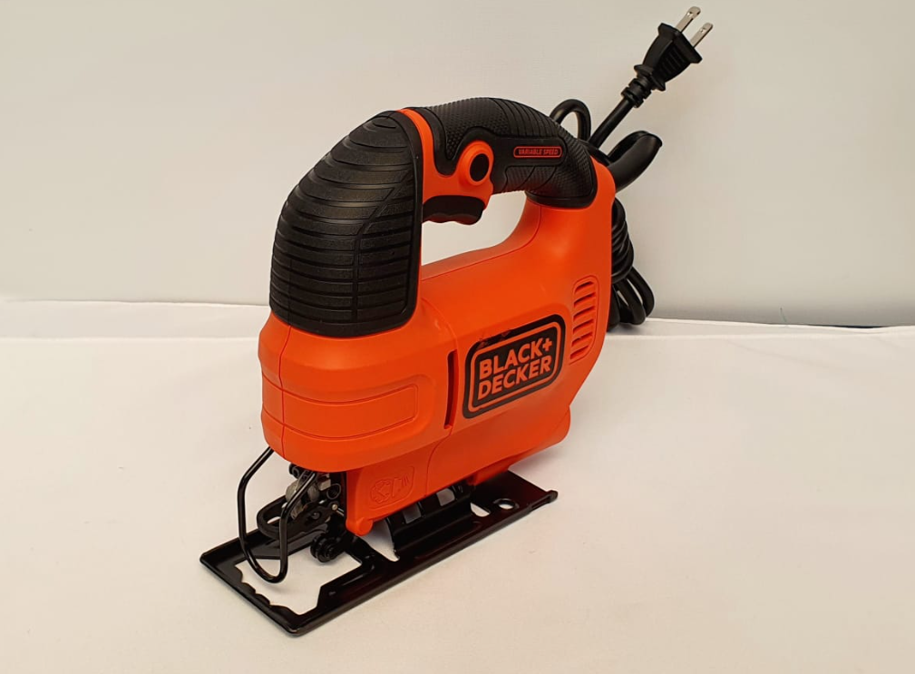 BLACK+DECKER SIERRA CALADORA 550W -  KS701E-B3