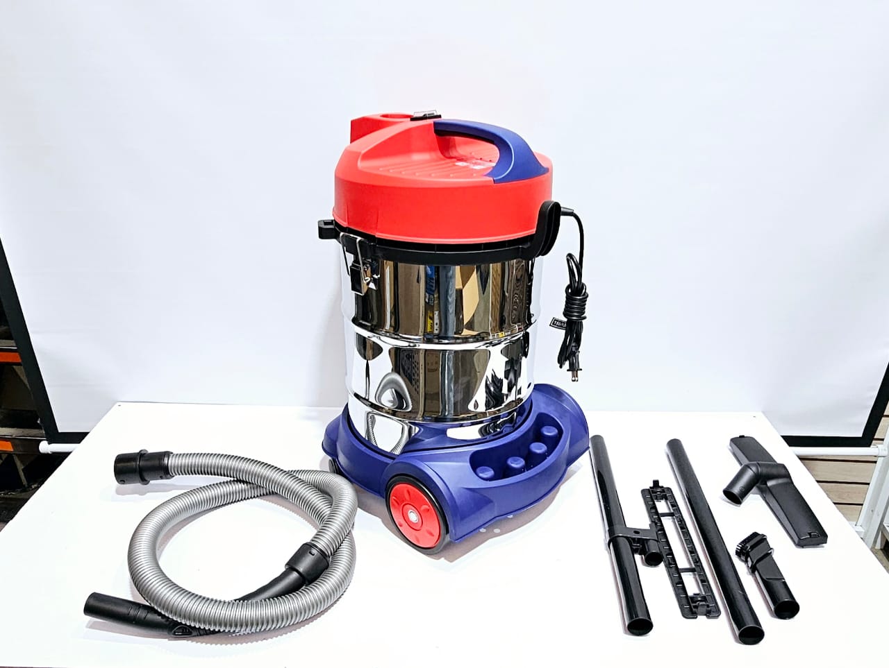 EMTOP ASPIRADORA 1400W - ULVCR1401