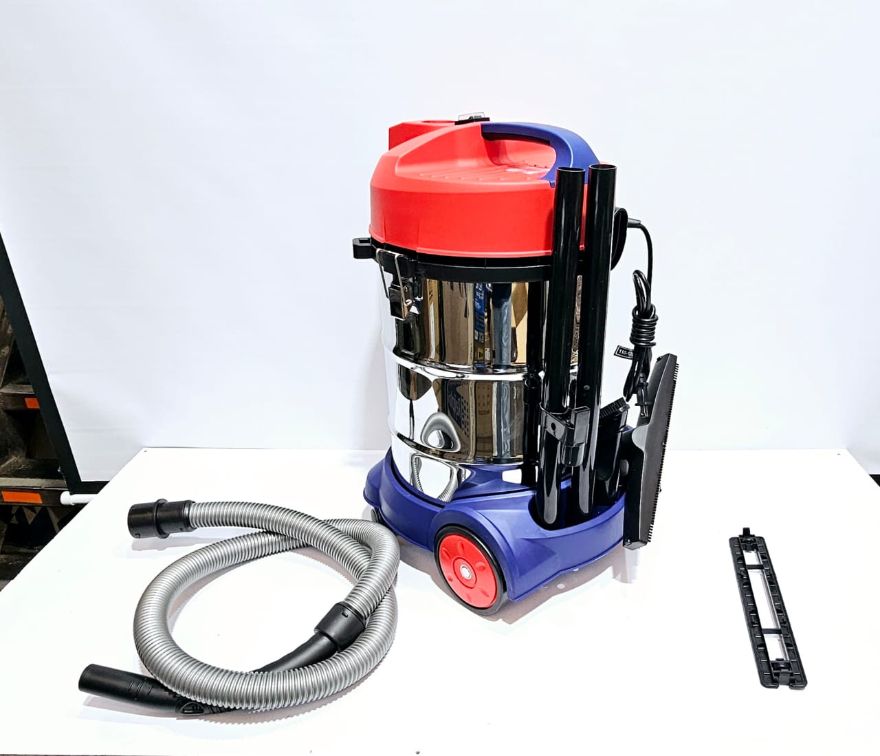 EMTOP ASPIRADORA 1400W - ULVCR1401