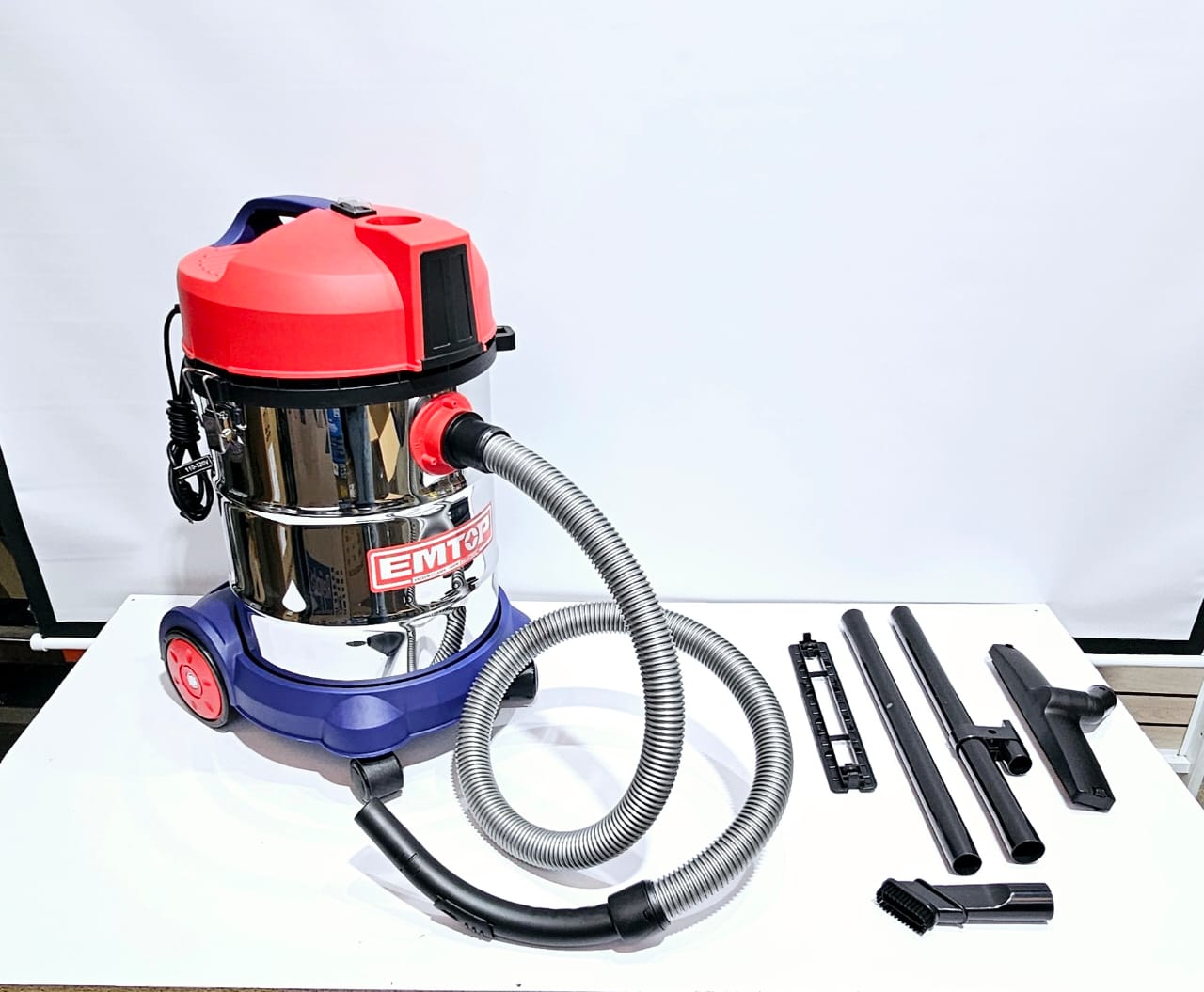 EMTOP ASPIRADORA 1400W - ULVCR1401