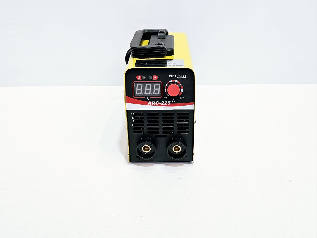 SOLDADORA ZISTEL DE ARCO 225 AMP - 110V