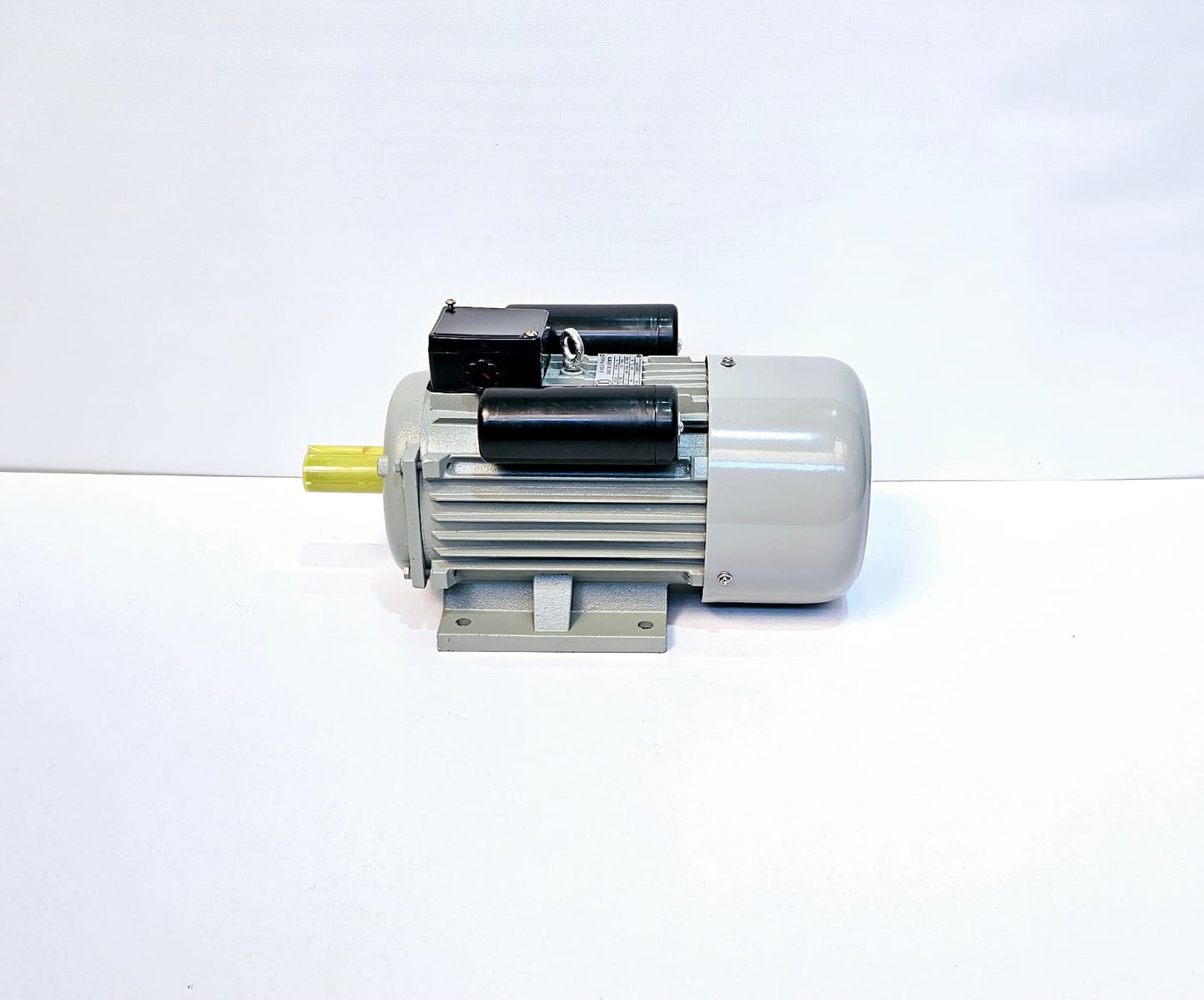 I.O MOTOR 3 HP BAJA 1700 RPM 110V/220V