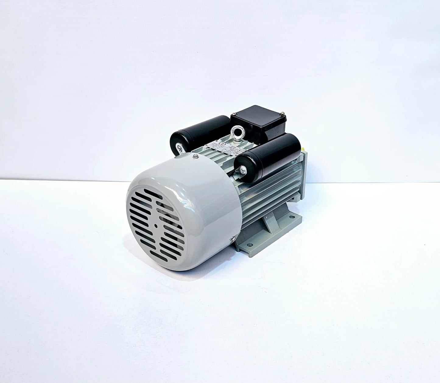 I.O MOTOR 3 HP BAJA 1700 RPM 110V/220V
