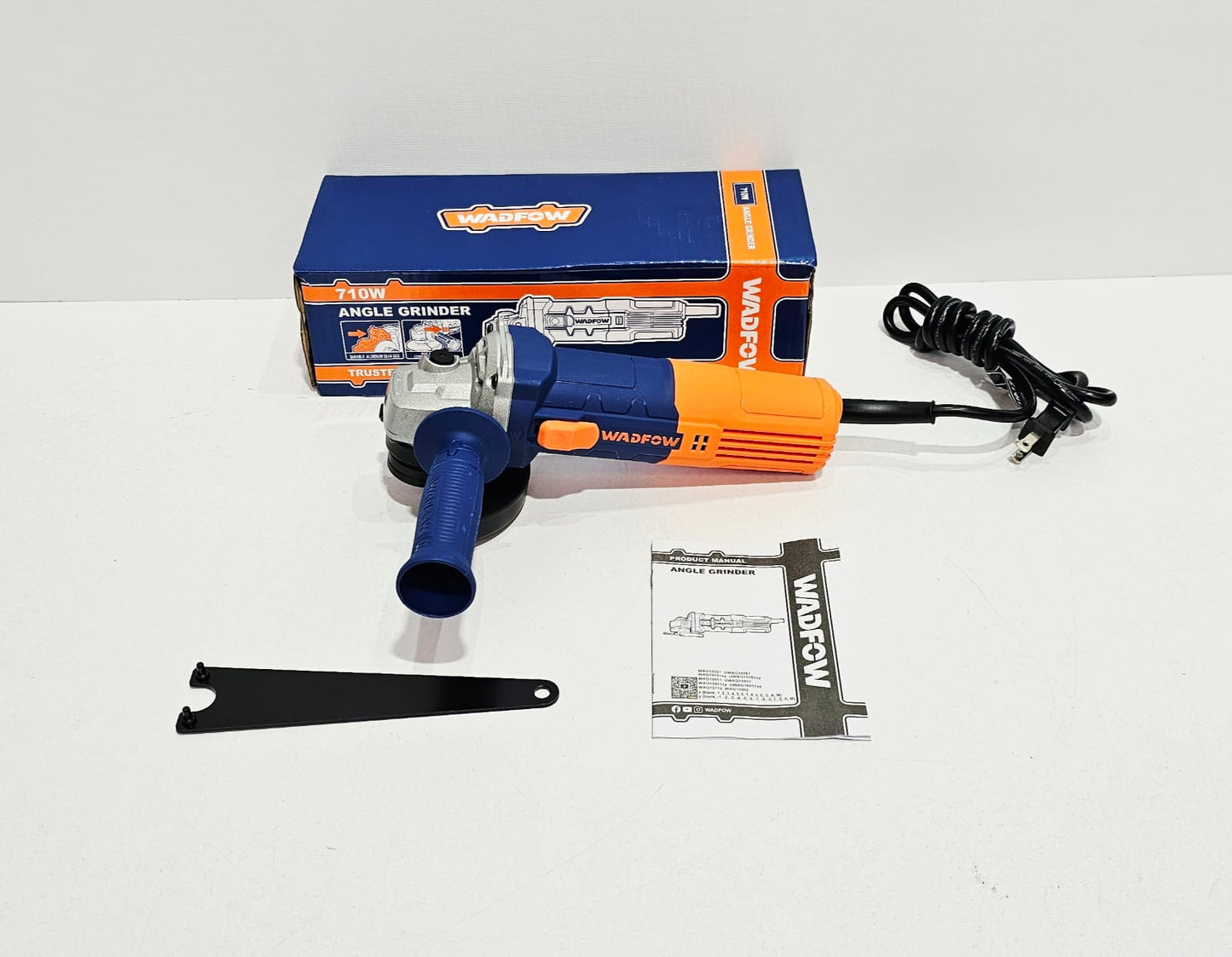WADFOW PULIDORA 110V 60HZ 710W 4-1/2 12000RPM UWAG15761