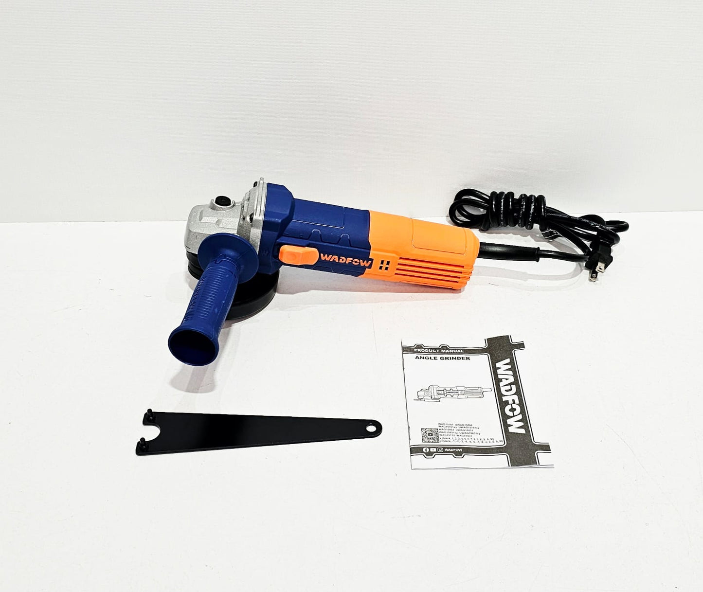 WADFOW PULIDORA 110V 60HZ 710W 4-1/2 12000RPM UWAG15761