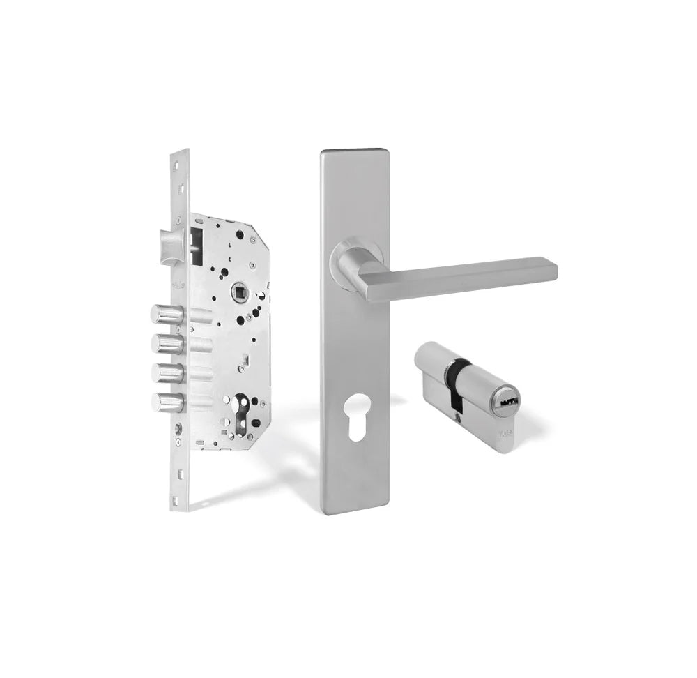 YALE KIT DE CERRADURA DE EMBUTIR CAJA- MANIJA- CILINDRO COLOR CROMADA 0006828