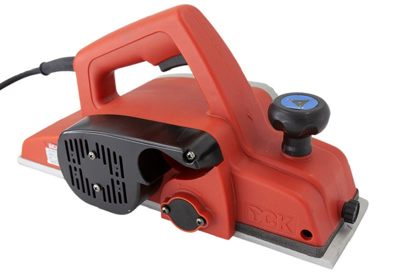 DCK CEPILLO ELECTRICO 840W KMB110