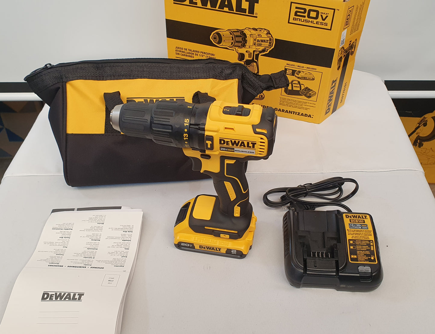 DEWALT TALADRO PERCUTOR INALAMBRICO DE 1/2" 20V BRUSHLESS DCD7781D1-B3