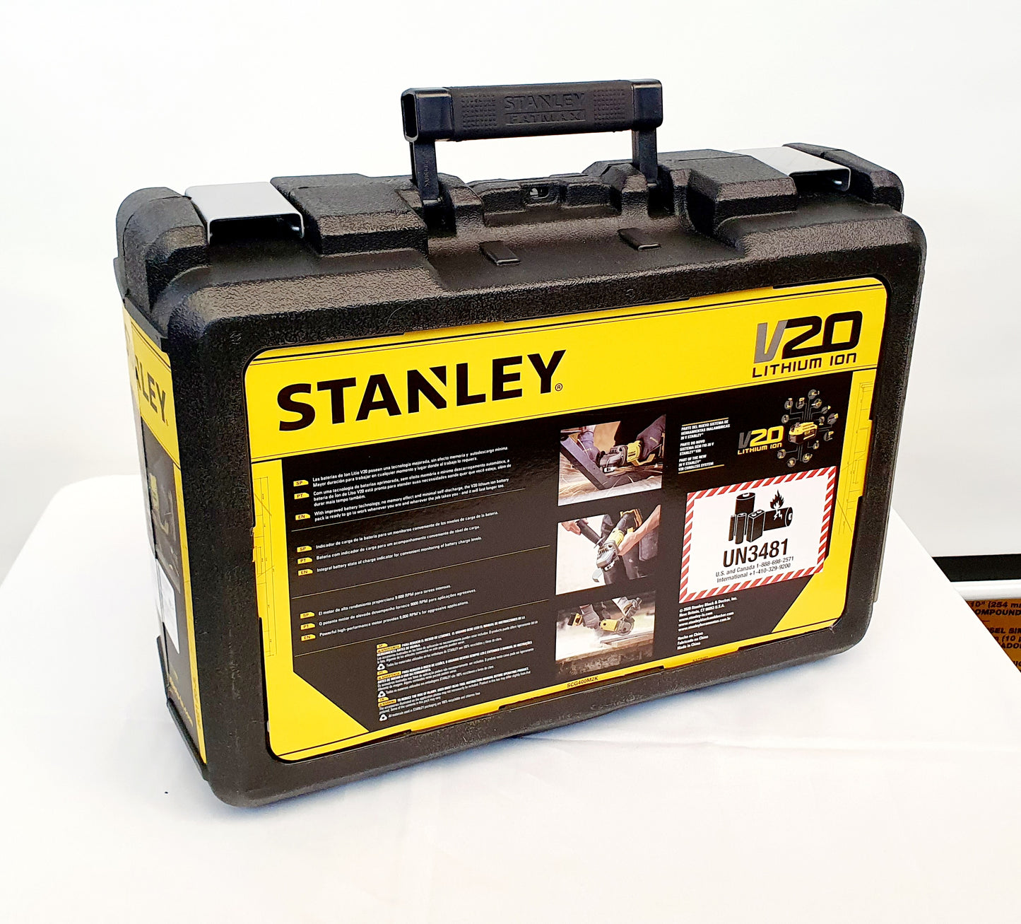 STANLEY PULIDORA INALAMBRICA 4-1/2" 20V SCG400M2K