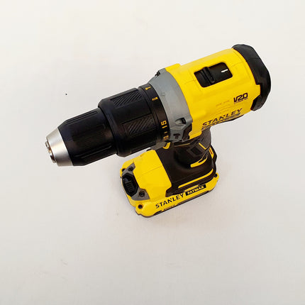 STANLEY TALADRO PERCUTOR INALAMBRICO DE 1/2" 20V BRUSHLESS SBD710C2K-B3