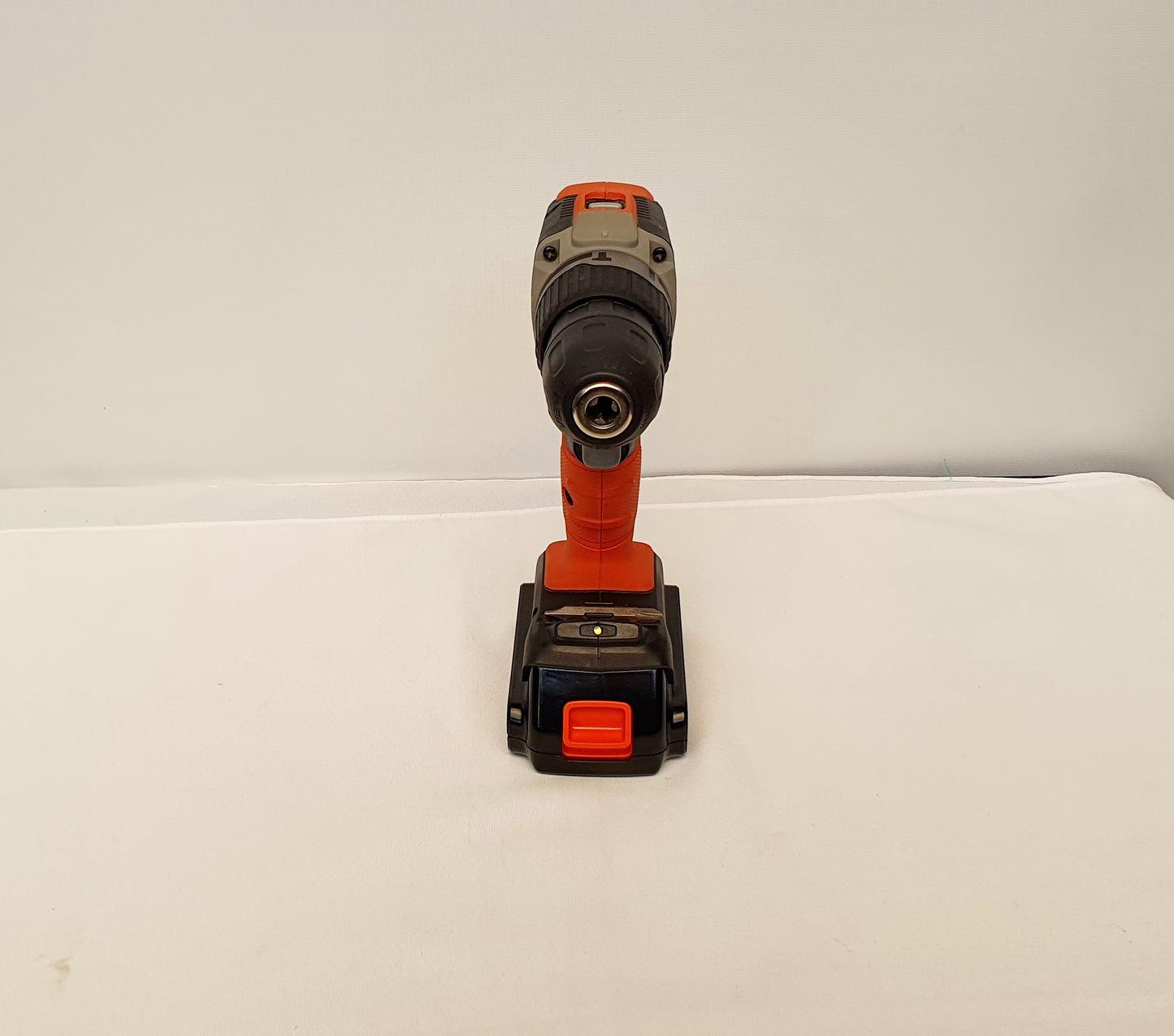 BLACK+DECKER TALADRO PERCUTOR INALAMBRICO 3/8" 20V BCD704C1-B3