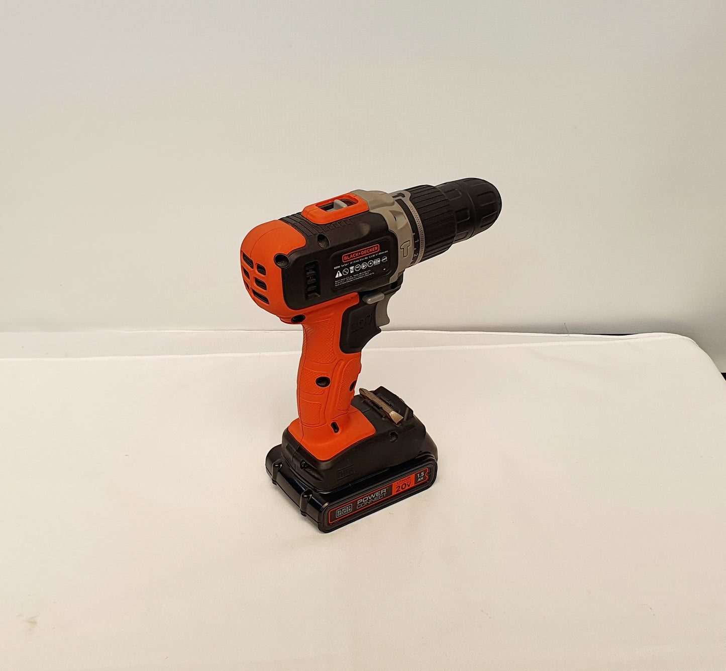 BLACK+DECKER TALADRO PERCUTOR INALAMBRICO 3/8" 20V BCD704C1-B3