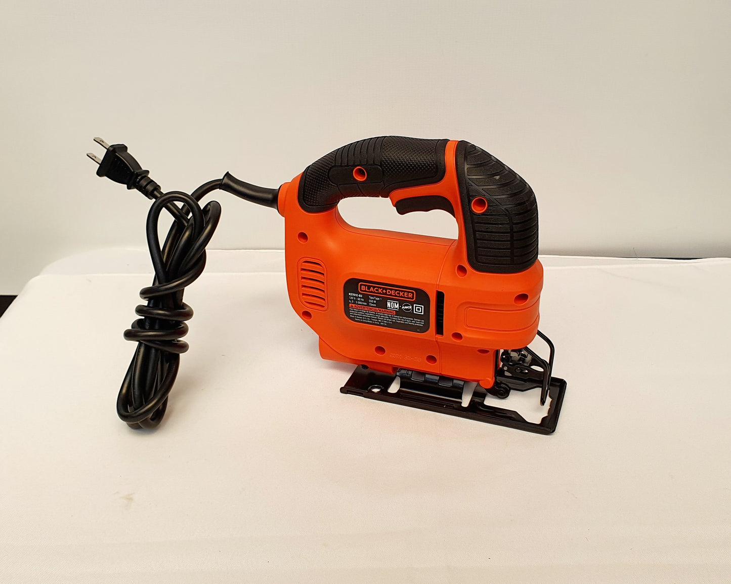 BLACK+DECKER SIERRA CALADORA 550W KS701E