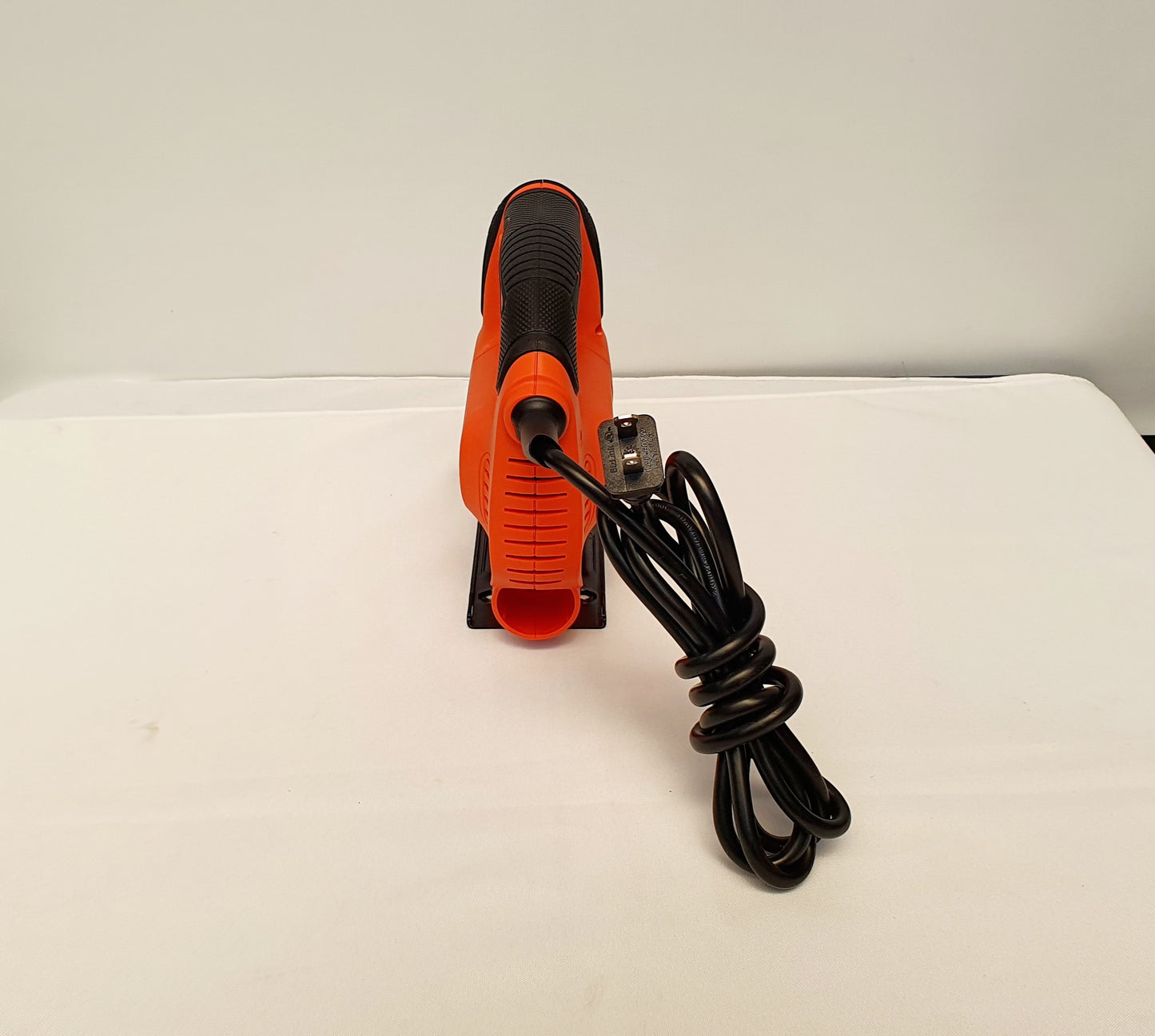 BLACK+DECKER SIERRA CALADORA 550W KS701E