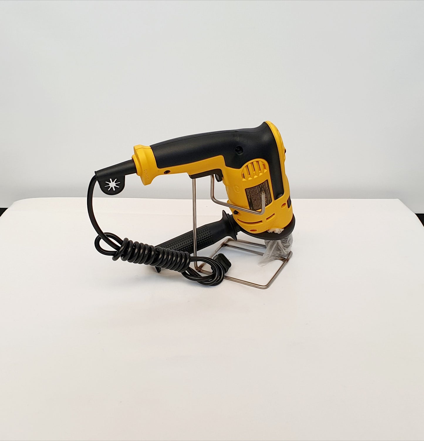 DEWALT TALADRO PERCUTOR DE 1/2" 710W DWD024