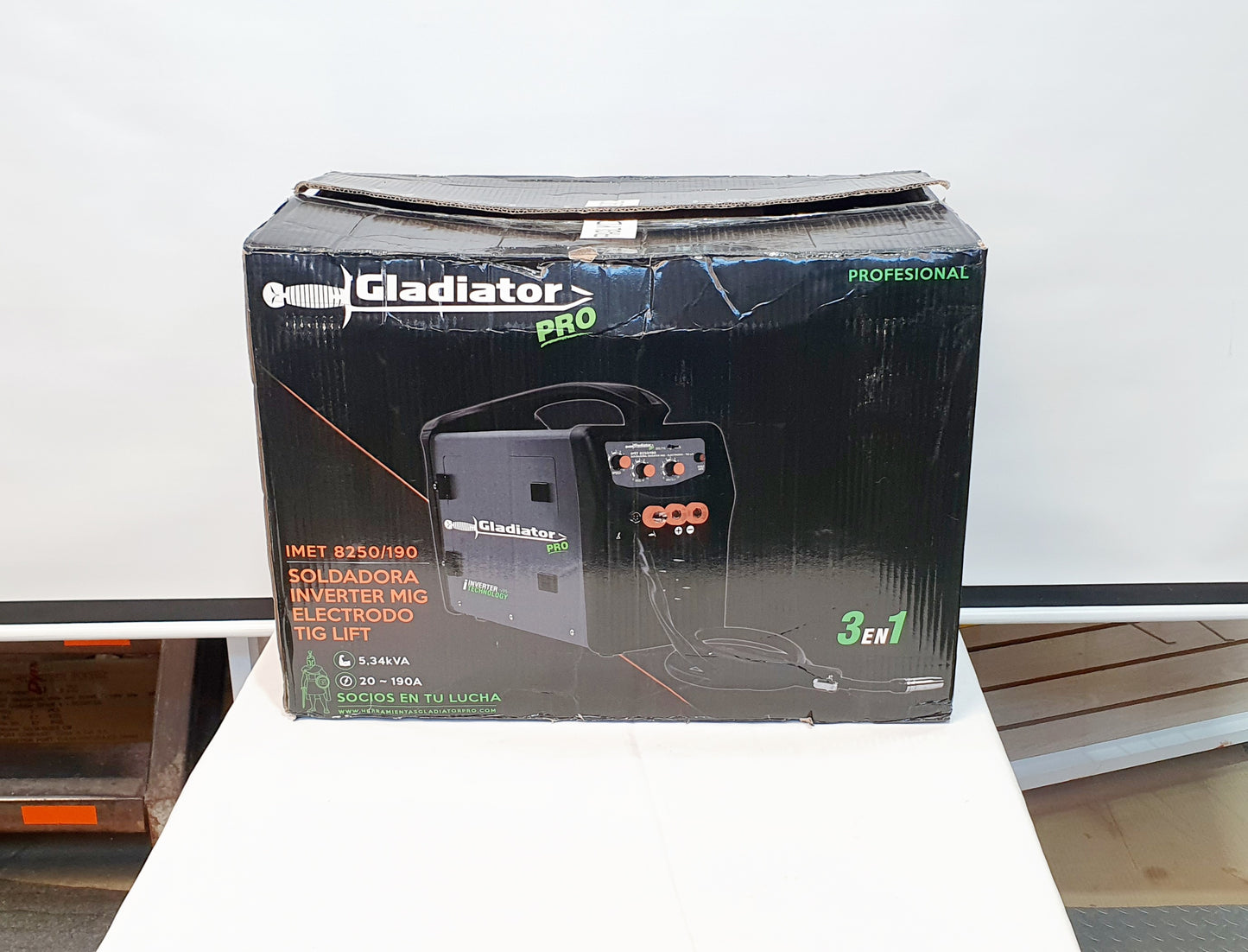 GLADIATOR PRO Soldador Inversor 3 En 1 (Electrodo, MIG Y TIG) de 250 Amperios 20-190A@110V y 50-250A@220V