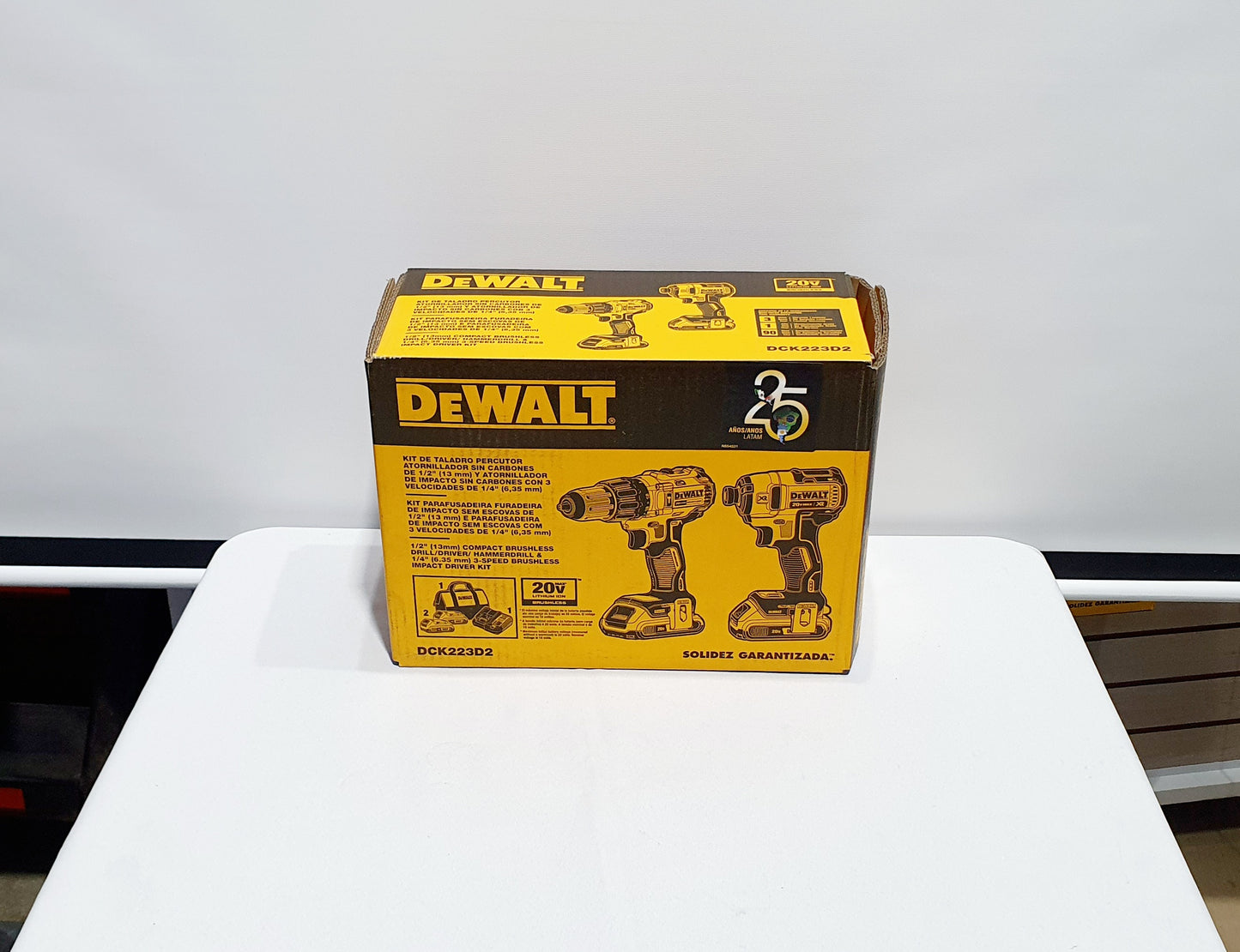 DEWALT COMBO TALADRO PERCUTOR Y ATORNILLADOR DE IMPACTO 20V BRUSHLESS DCK223D2