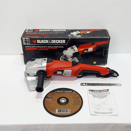 BLACK&DECKER PULIDORA DE 9" 2000W KG2000