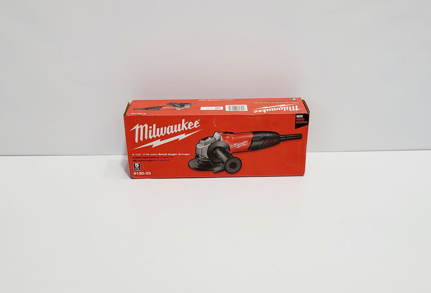 MILWAUKEE PULIDORA DE 4-1/2" 850W 6130-33