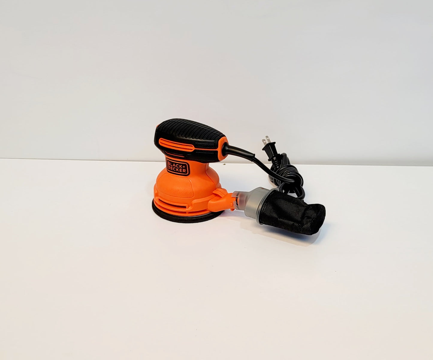 BLACK+DECKER LIJADORA ROTO ORBITAL