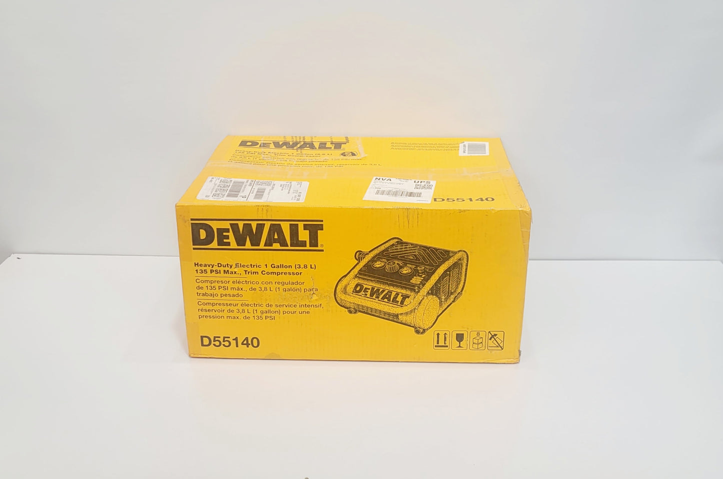 DEWALT COMPRESOR DE AIRE SILENCIOSO 3 GALONES D55140