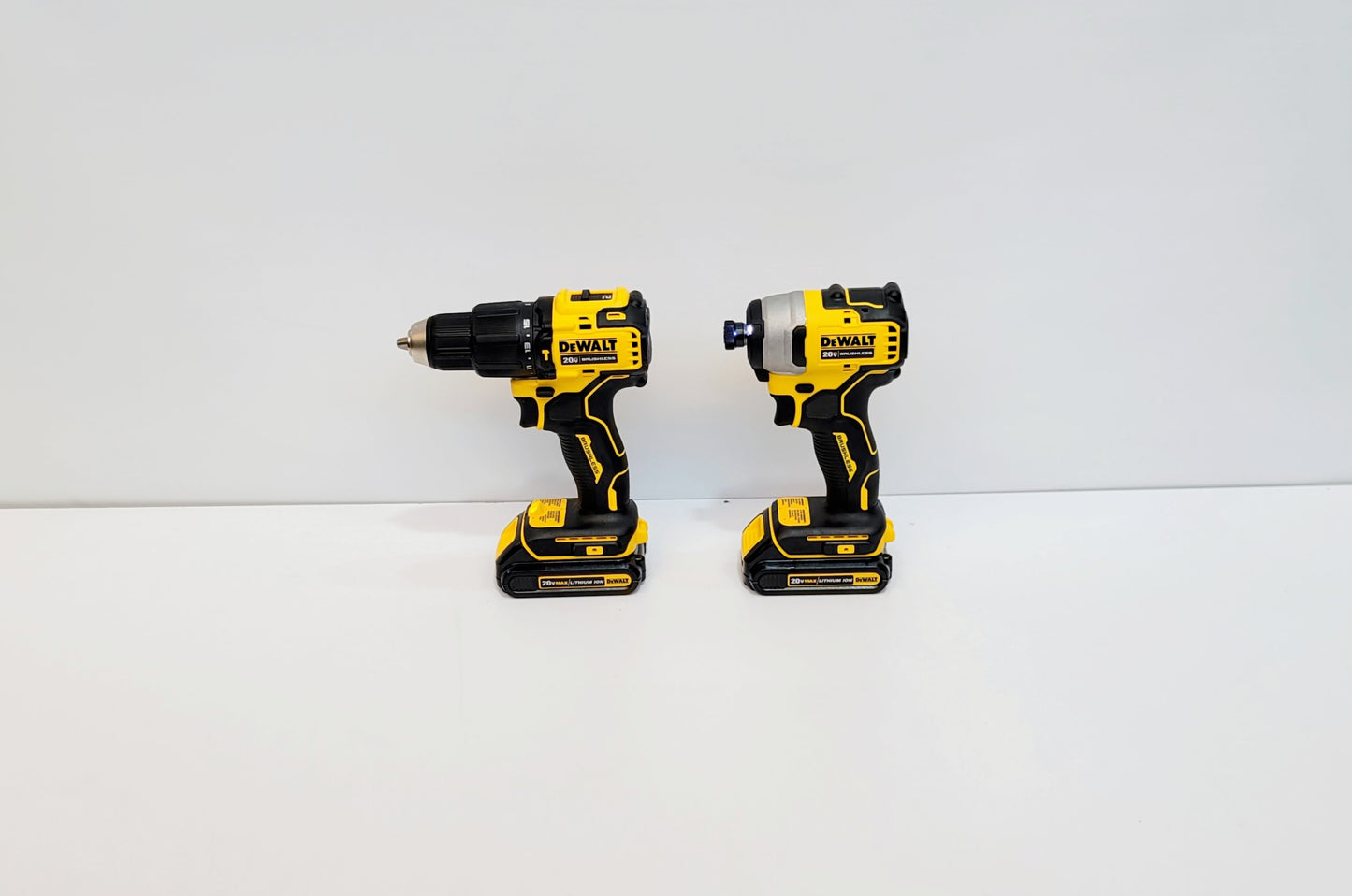 DEWALT COMBO TALADRO INALAMBRICO 1/2" Y ATORNILLADOR DE IMPACTO ATOMIC 20V DCK278C2