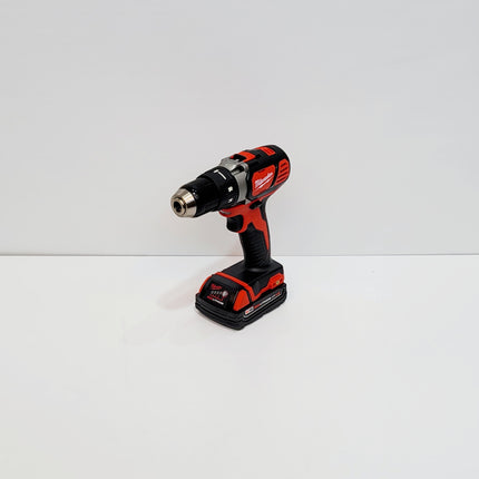 MILWAUKEE TALADRO INALAMBRICO DE 1/2" 2606-22CT