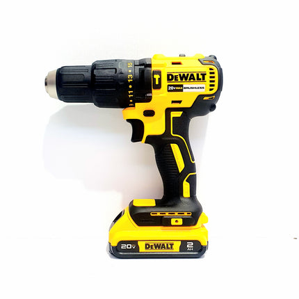 DEWALT JUEGO DE TALADRO PERCUTOR/ATORNILLADOR DE 1/2" SIN CARBONES DCD7781D2