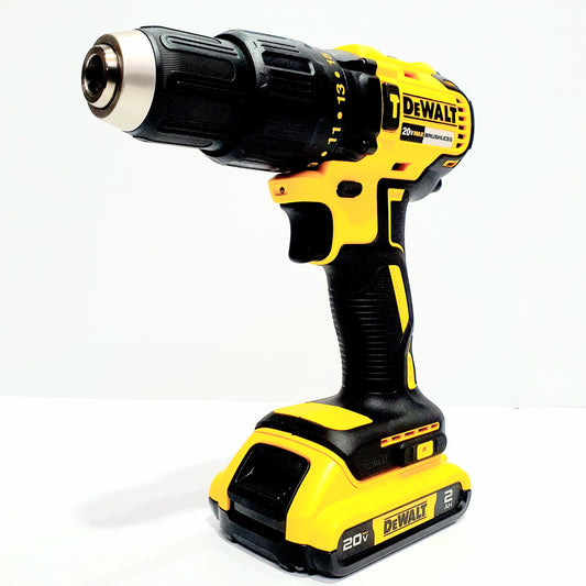 DEWALT JUEGO DE TALADRO PERCUTOR/ATORNILLADOR DE 1/2" SIN CARBONES DCD7781D2