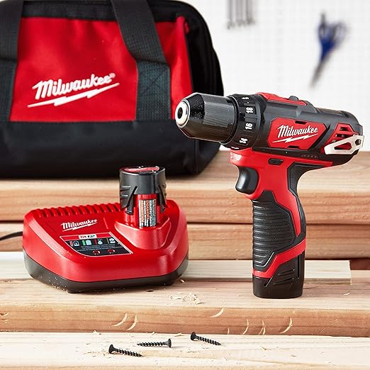 MILWAUKEE TALADRO PERCUTOR INALAMBRICO 3/8" 12V 2408-22