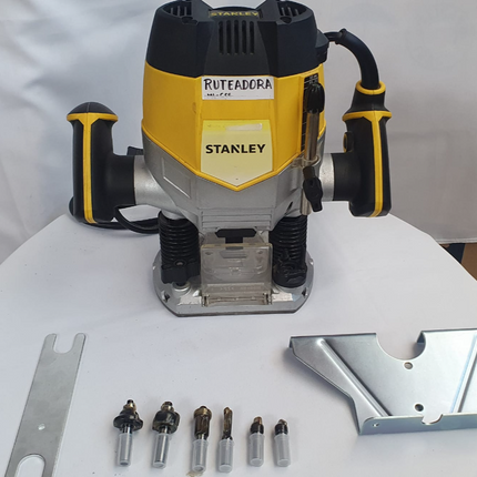 STANLEY RUTEADORA FRESADORA/REBAJADORA DE COLUMNAS - STRR1200