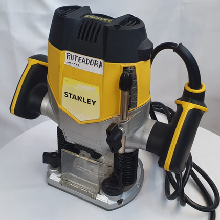 STANLEY RUTEADORA FRESADORA/REBAJADORA DE COLUMNAS - STRR1200