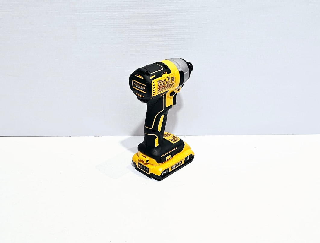 DEWALT ATORNILLADOR DE IMPACTO 20V - DCF7087D1