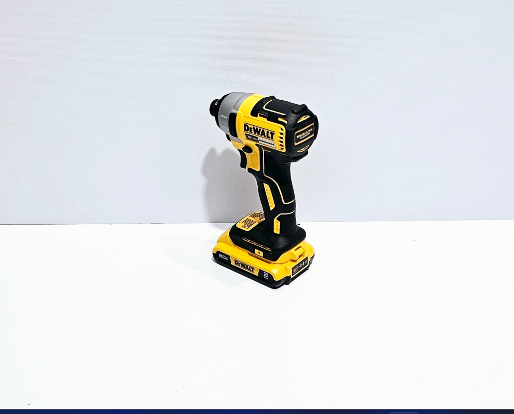 DEWALT ATORNILLADOR DE IMPACTO 20V - DCF7087D1