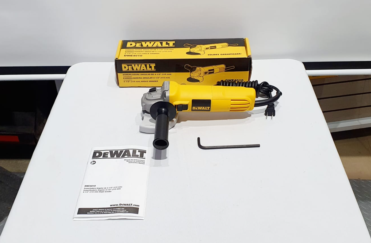 DEWALT ESMERILADORA ANGULAR DE 4-1/2" - DWE4010