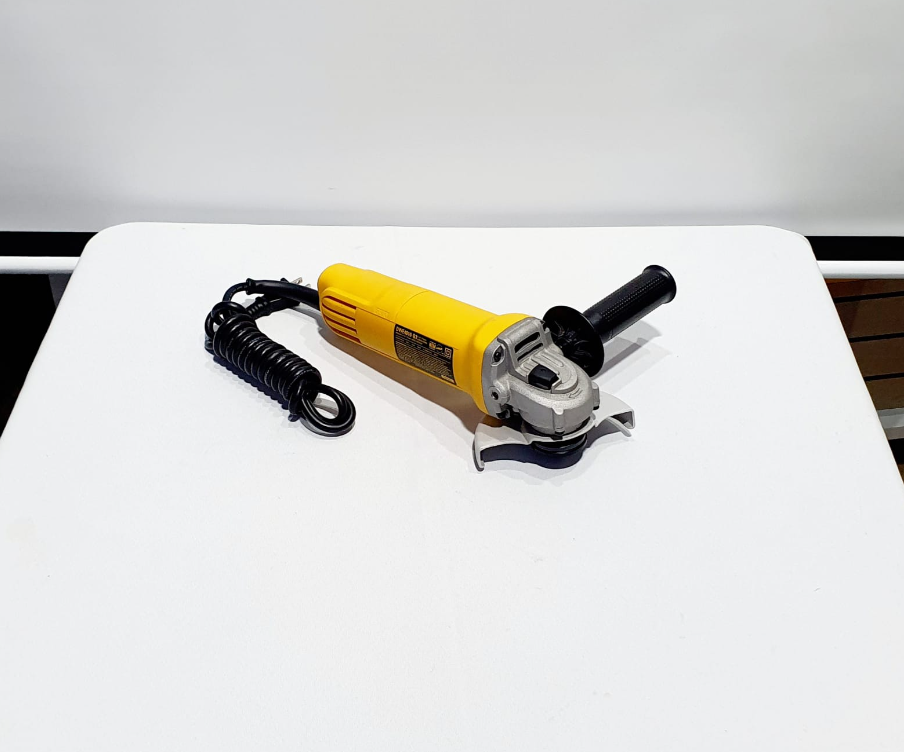 DEWALT ESMERILADORA ANGULAR DE 4-1/2" - DWE4010