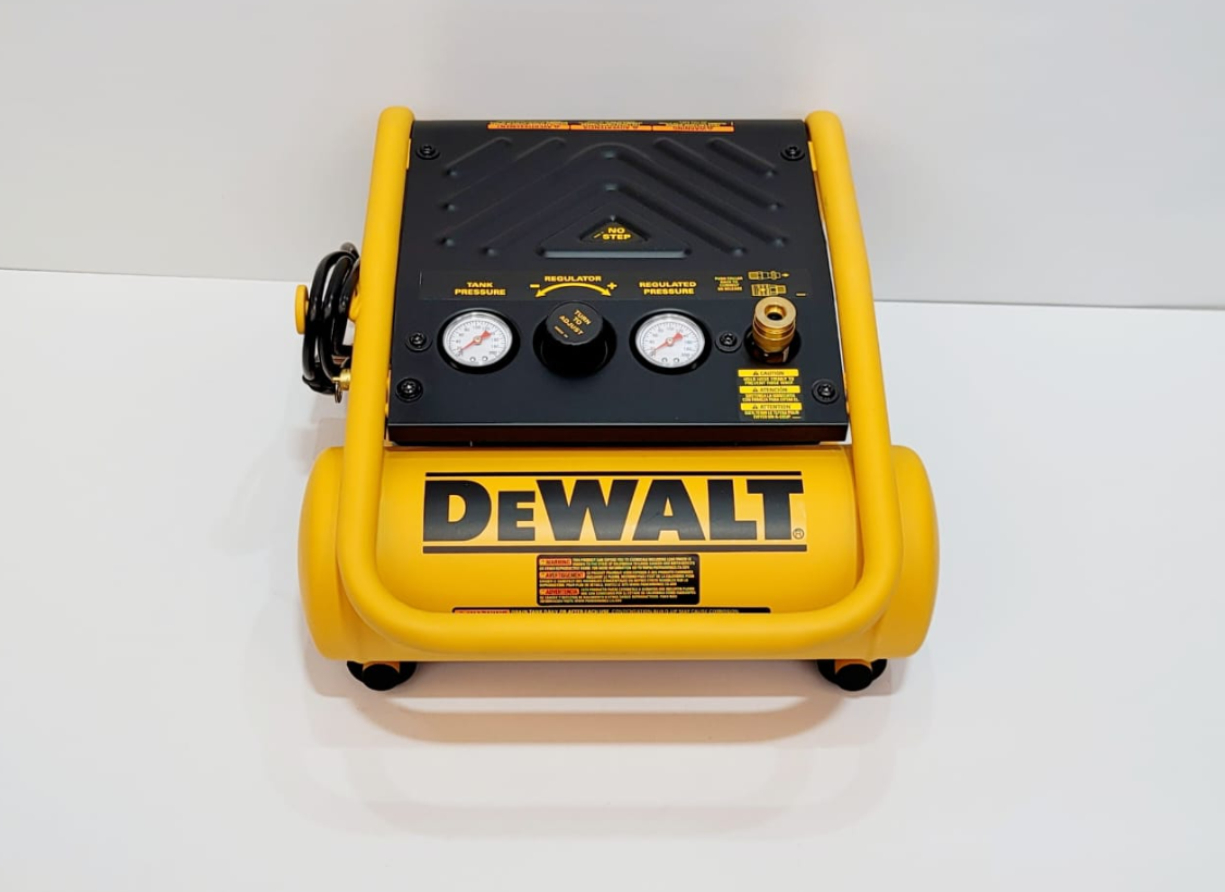 DEWALT COMPRESOR DE AIRE PORTATIL