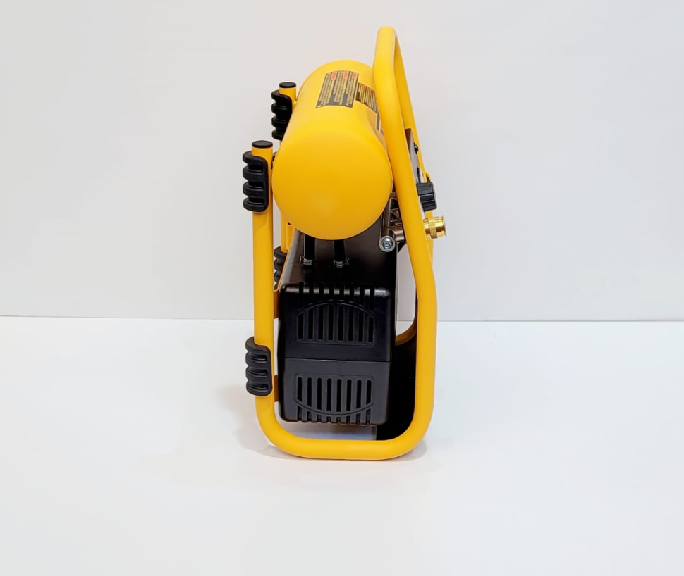 DEWALT COMPRESOR DE AIRE PORTATIL