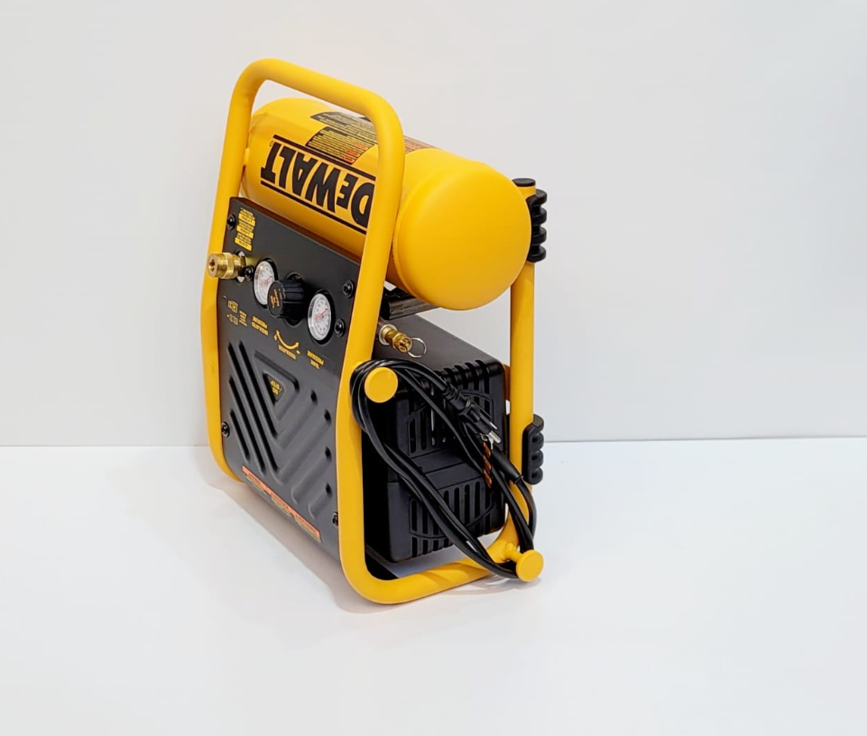 DEWALT COMPRESOR DE AIRE PORTATIL