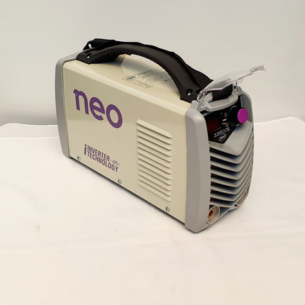 NEO SOLDADORA INVERTER ELECTRODO 225 AMP - IE10225/1/165