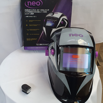 NEO MASCARA DE SOLDAR FOTOSENCIBLE CON LUZ LED - M51001/2L
