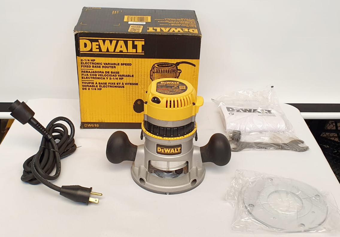 DEWALT RUTEADORA DE 2-1/4 CABALLOS - DW616