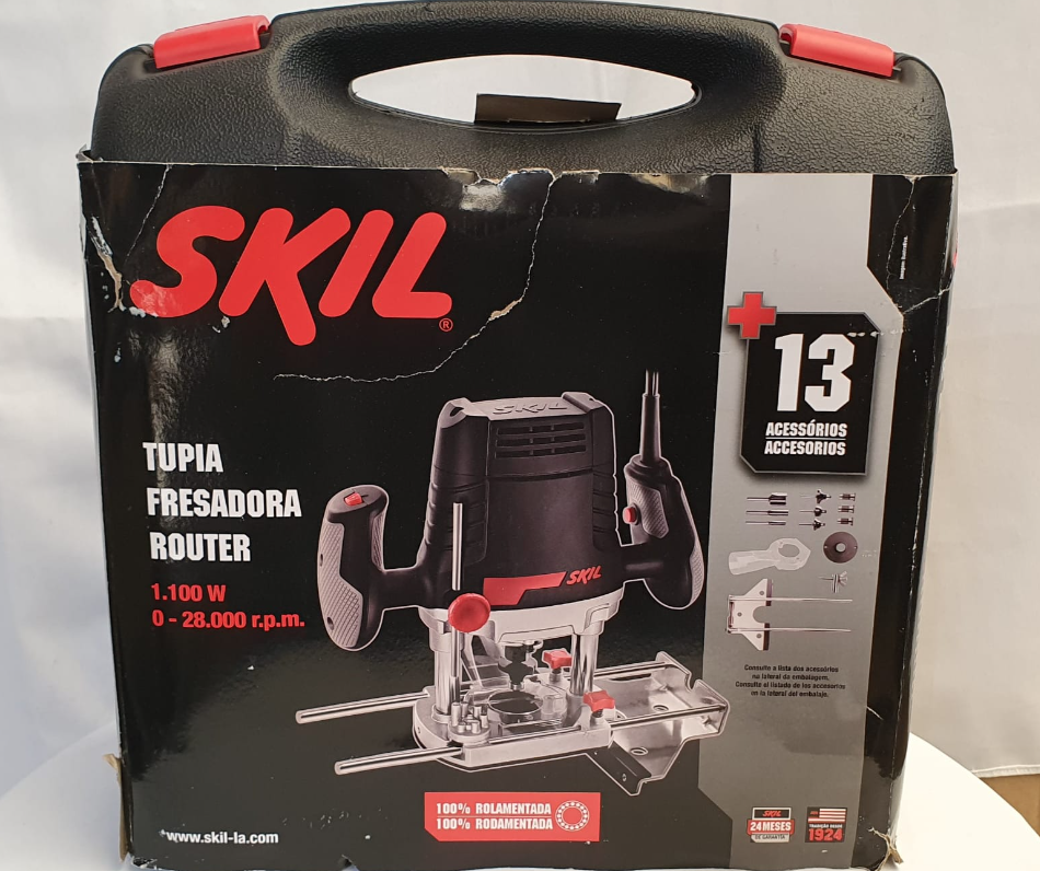 SKIL RUTEADORA 1100W - F0121831Aa