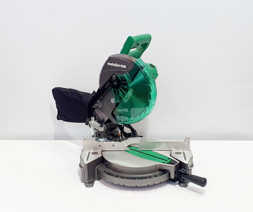 METABO SIERRA INGLETEADORA DE 10"